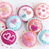 Hearts Day Felt Ornaments Pattern