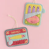 Fins & Tins Felt Ornament Pattern