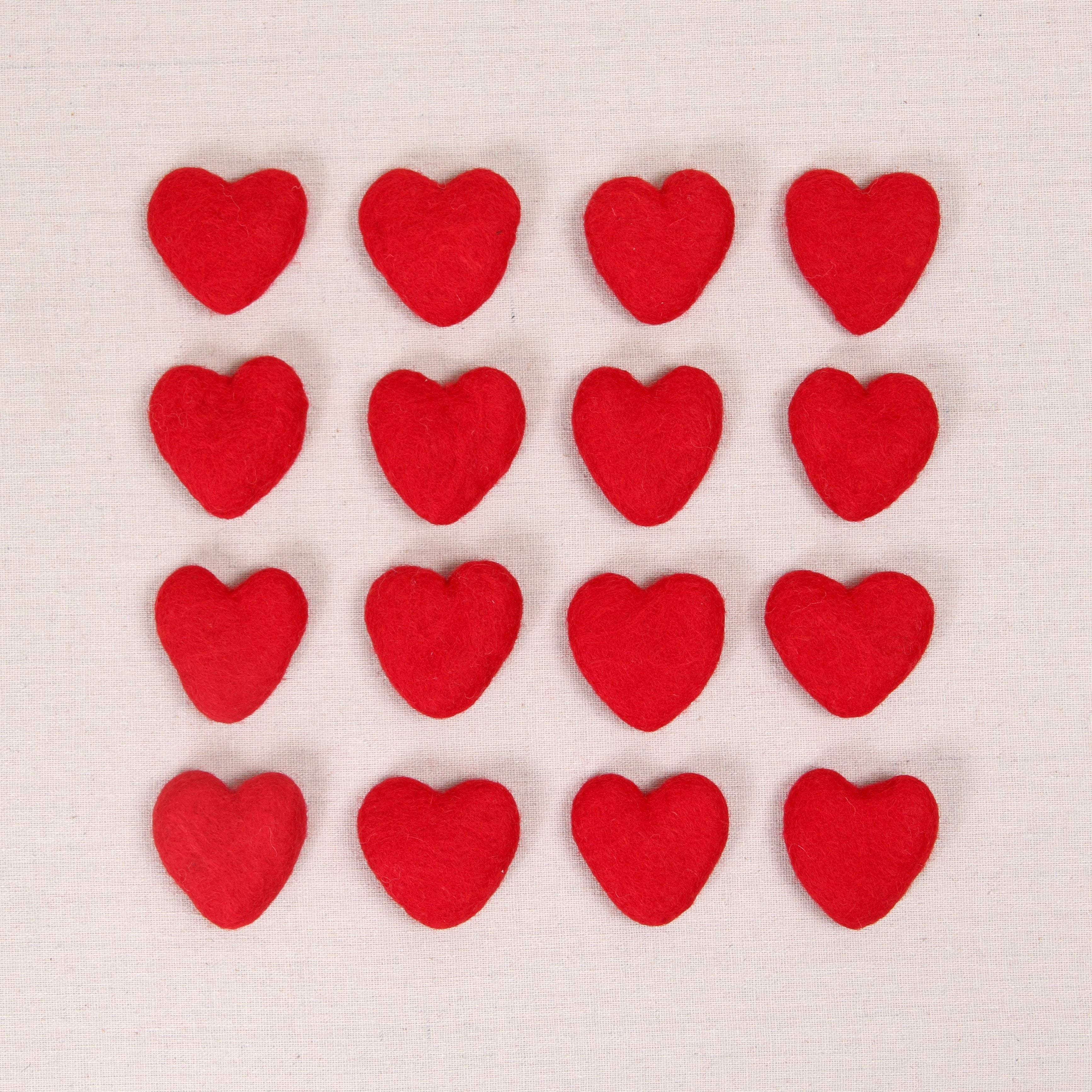 Felt Hearts in Red – Benzie Design