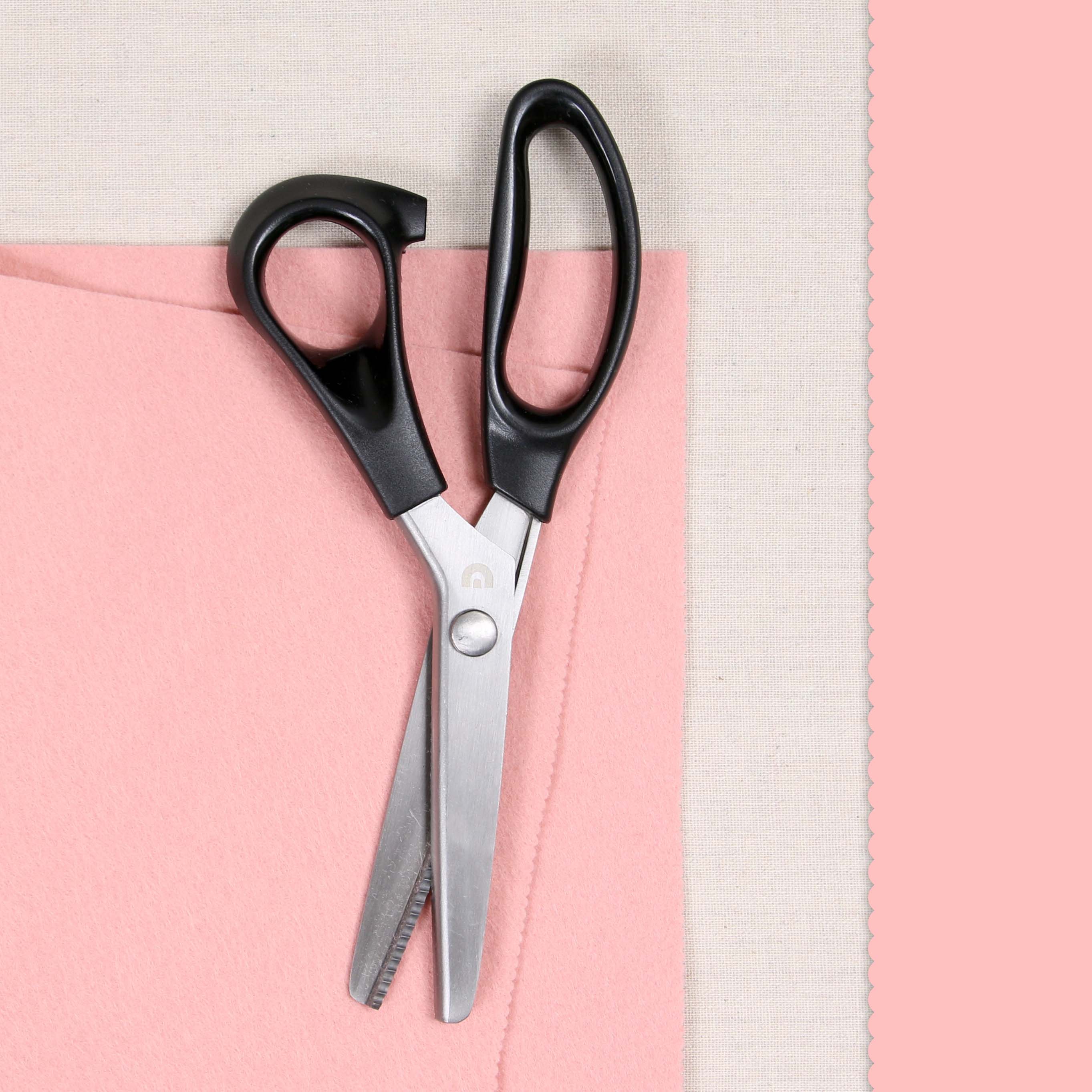 Scallop Shears, 3mm Benzie Design