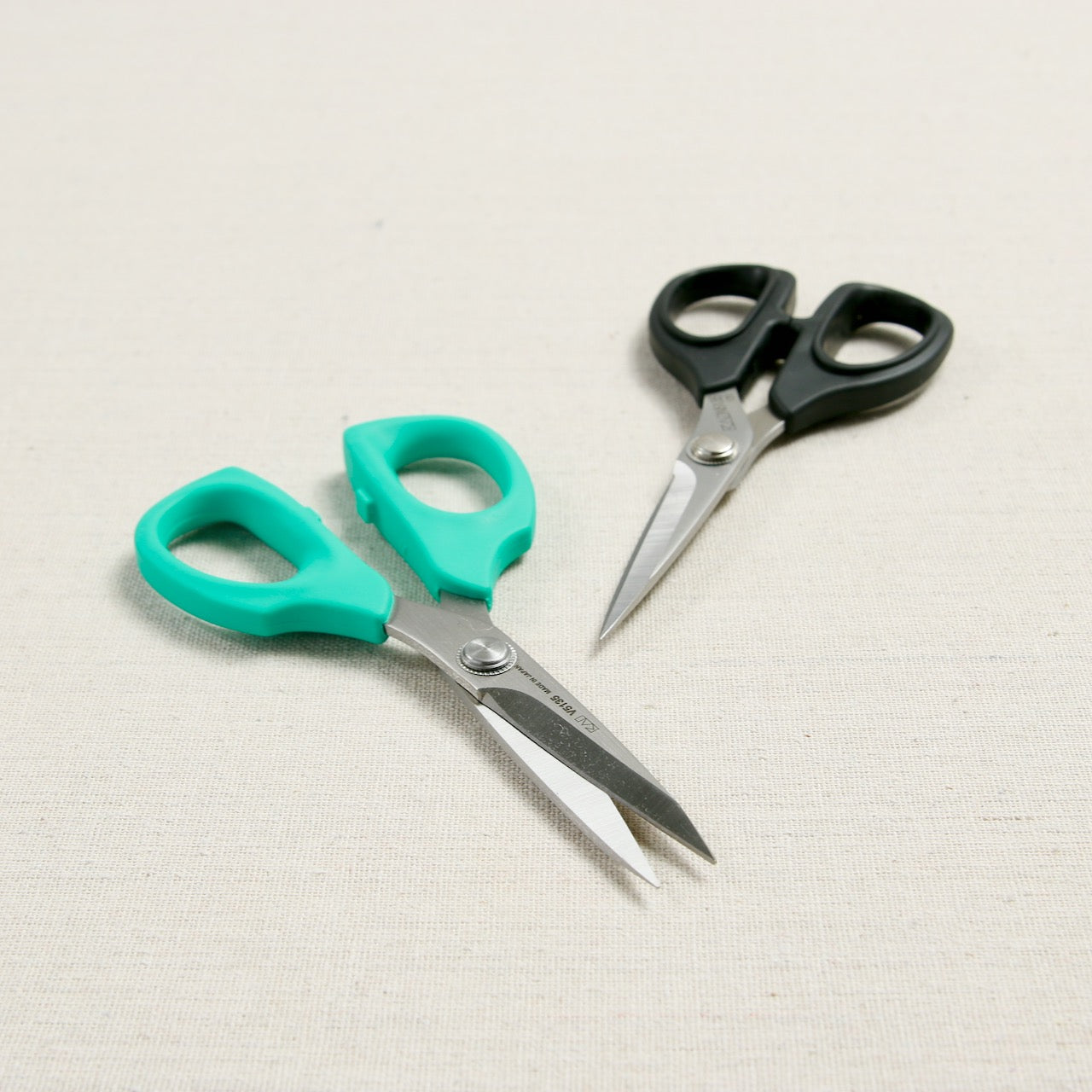 Kai Scissors, Black – Benzie Design