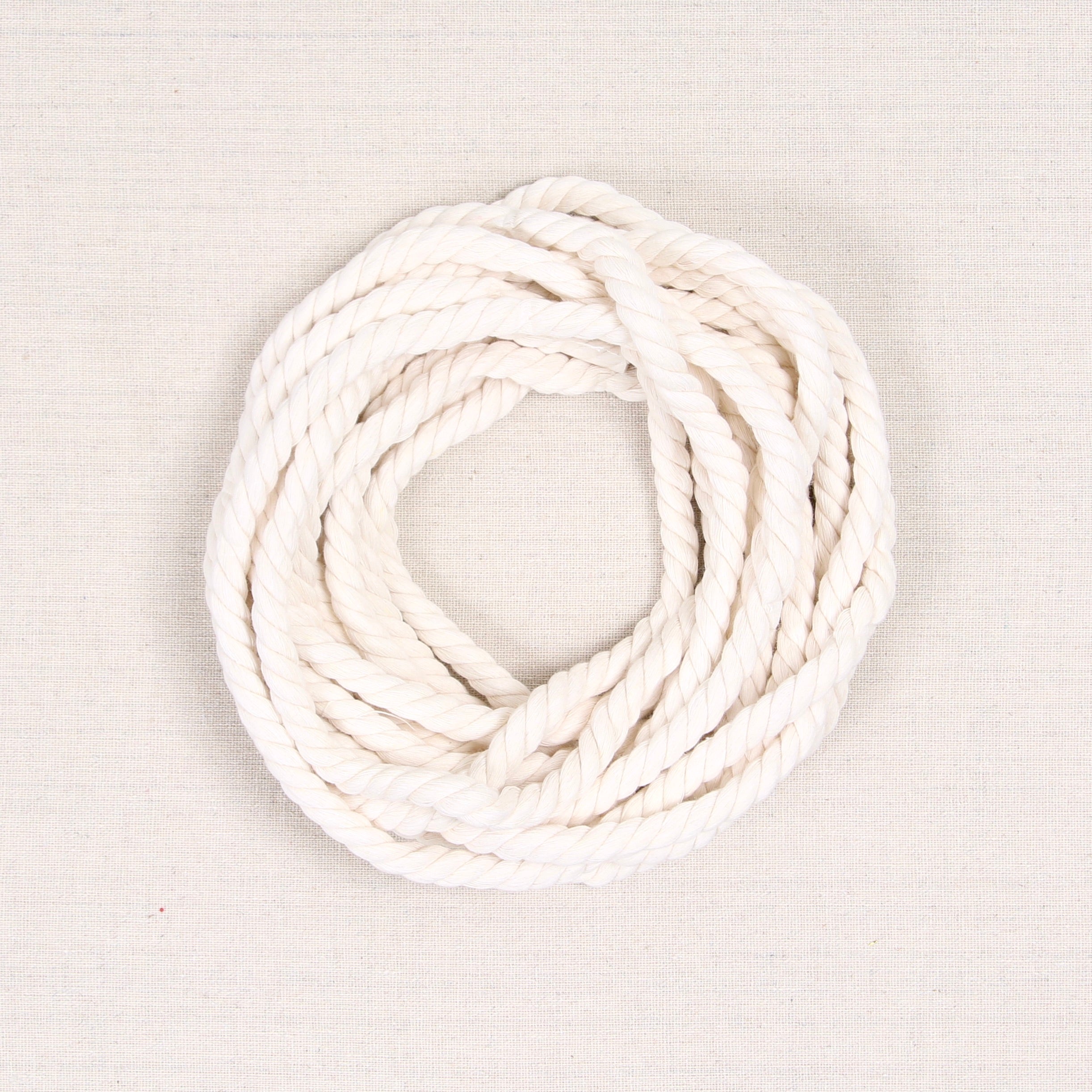 http://www.benziedesign.com/cdn/shop/products/cotton_craft_rope2.jpg?v=1592058497