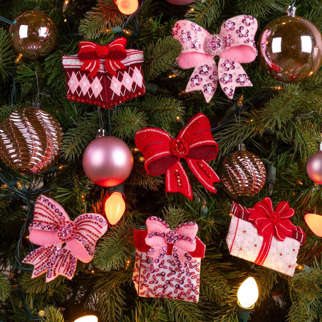 Pretty and Pink Ornaments, Bucilla Kit