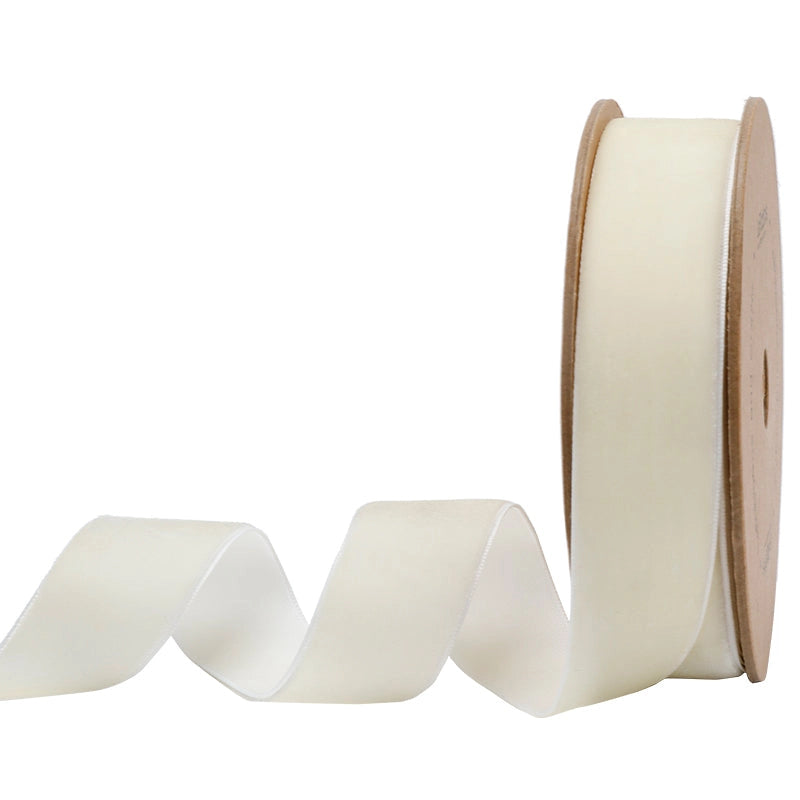 Velvet Ribbon, 1