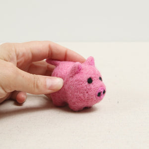 Felt Pig, Taffy