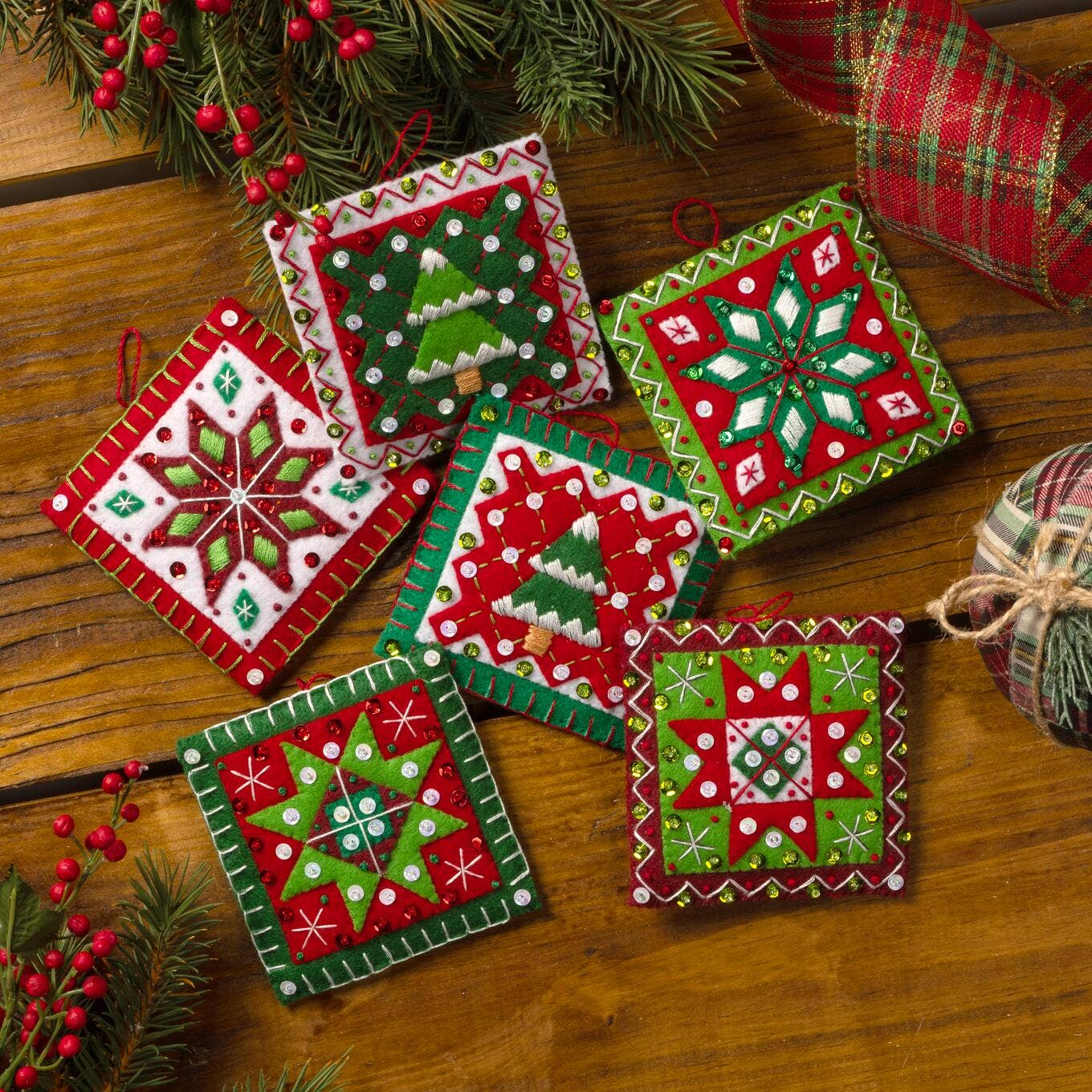 Holiday Quilt Squares, Bucilla Kit