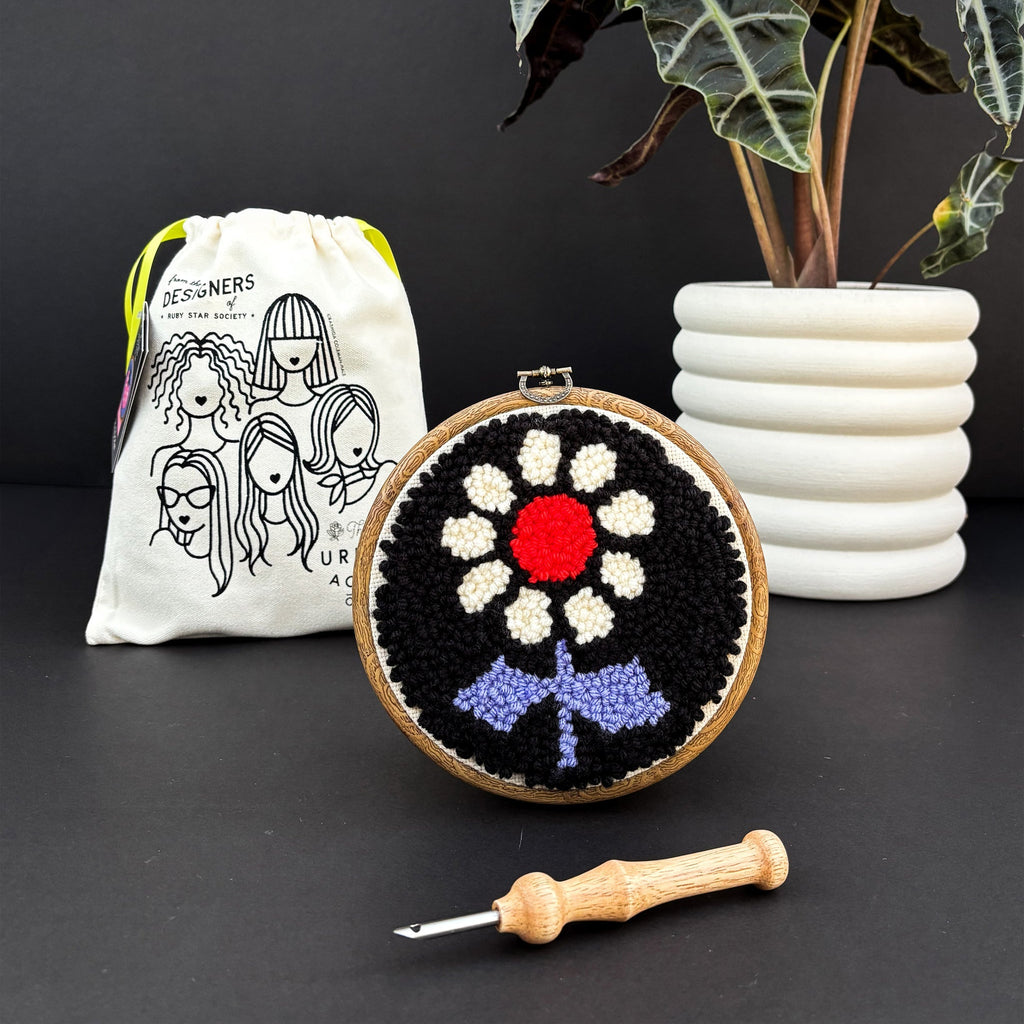Daisy by Alexia Marcelle Abegg, Punch Needle Kit