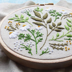 Green Leaves, 4" Embroidery Kit