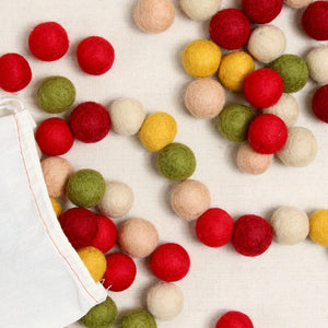 Blossom Pom Palette // Felt Pom-poms // Multi Colored Felt Balls, DIY  Garland Kit, Rainbow Crafts, Wool Beads, Decor 