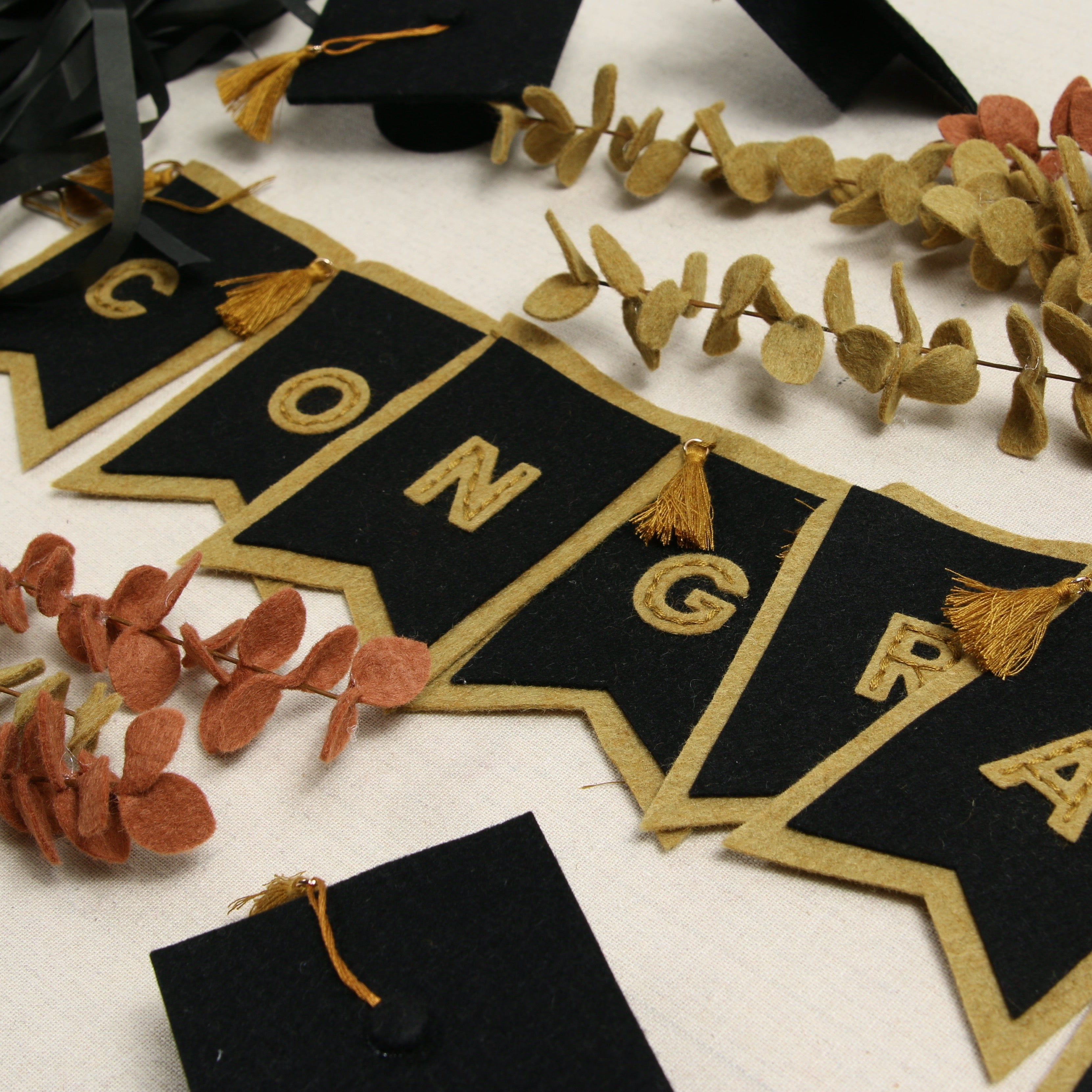 Stitchable Alphabet, Deep Etch Die