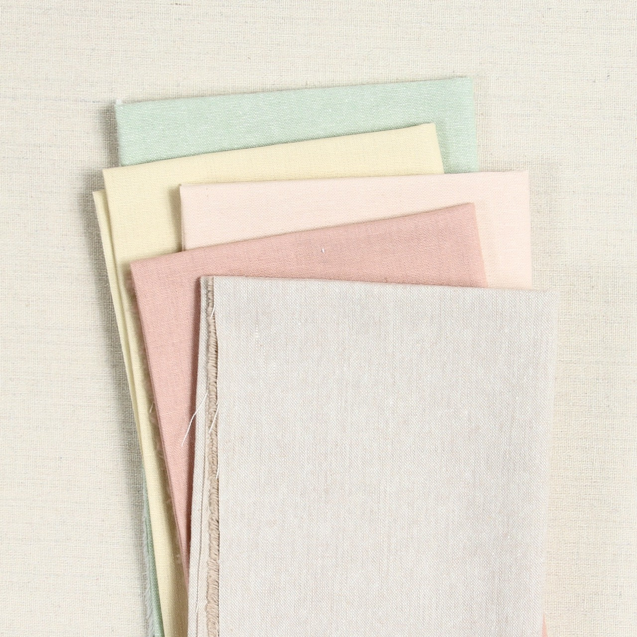 Essex Linen, Sand