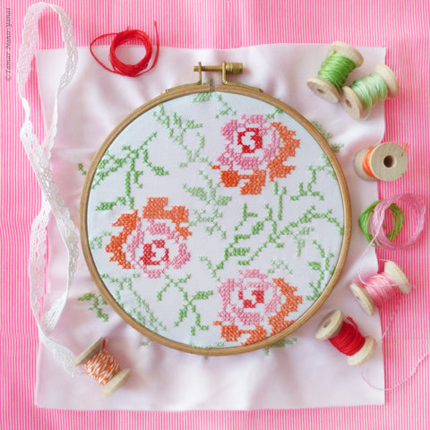 Orange & Pink Roses, 6" Stamped Cross Stitch Kit
