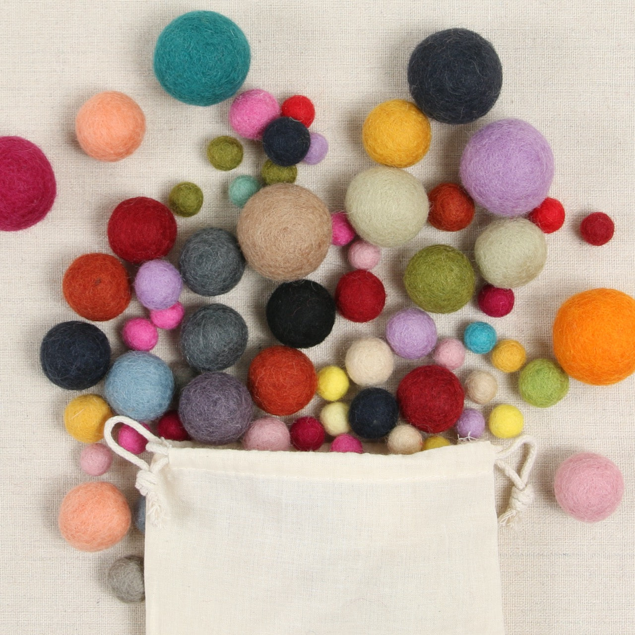 Scrap Pom Bag