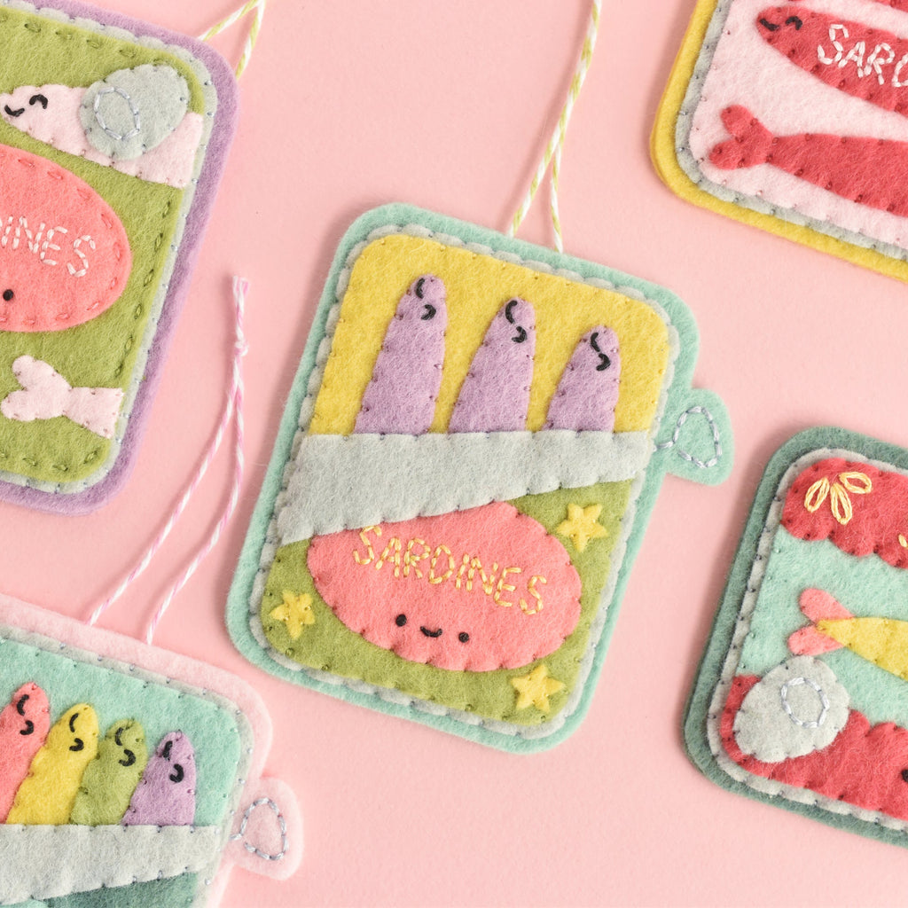 Fins & Tins Felt Ornament Pattern