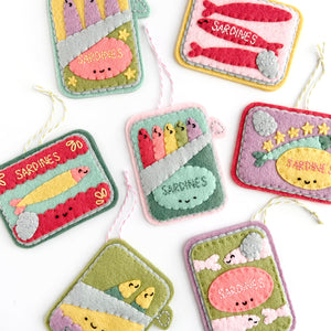 Fins & Tins Felt Ornament Pattern