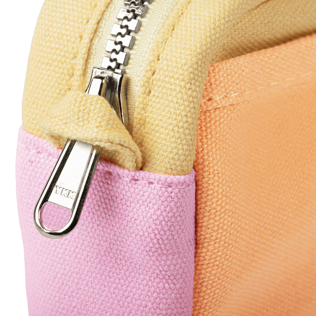 Soolla Studio Pouch, Becca Sands