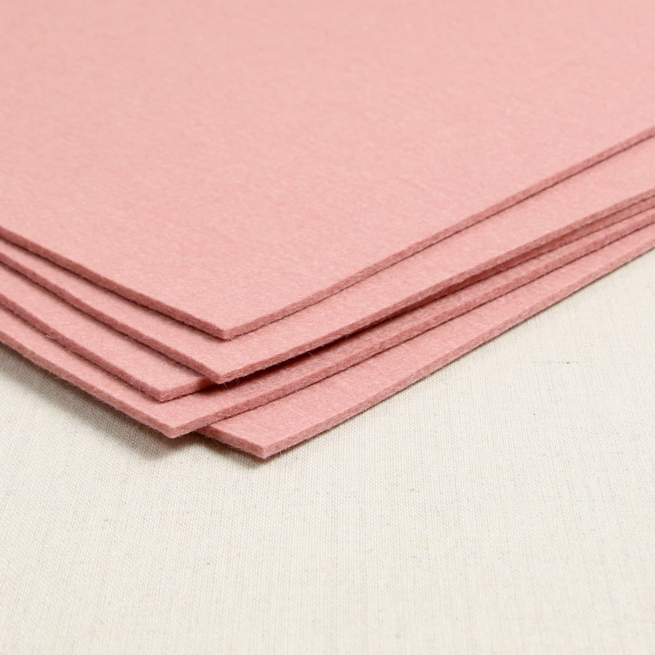 Rose Quartz, Thick felt