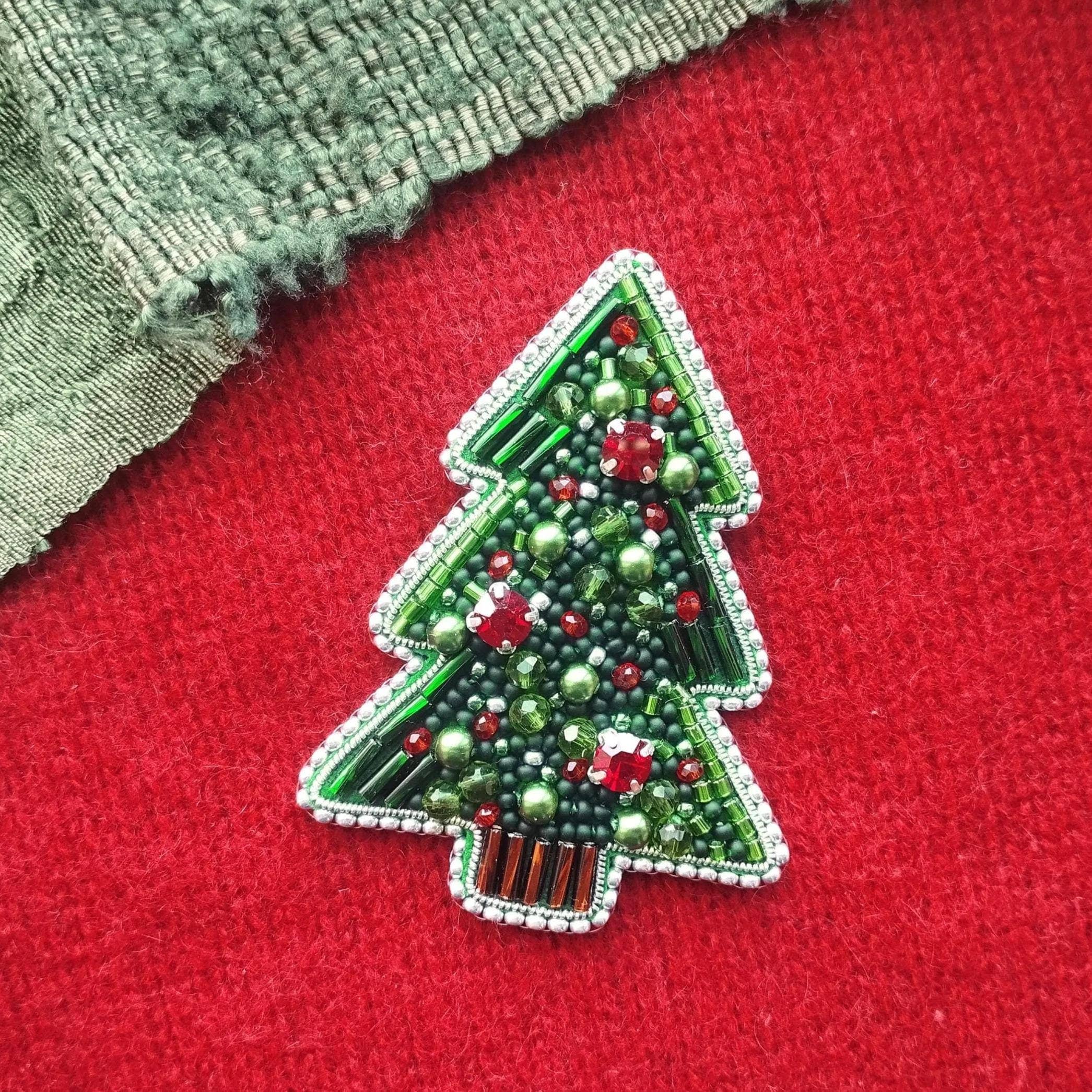 Christmas Brooch, Bead Embroidery Kit