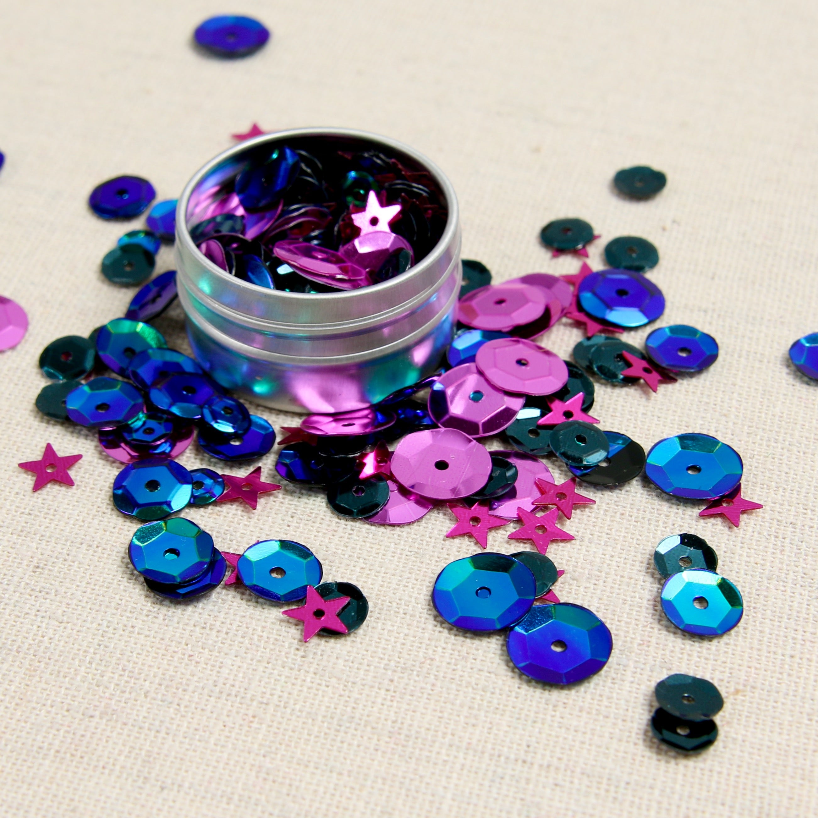 Cupped Sequins, Aurora Mix
