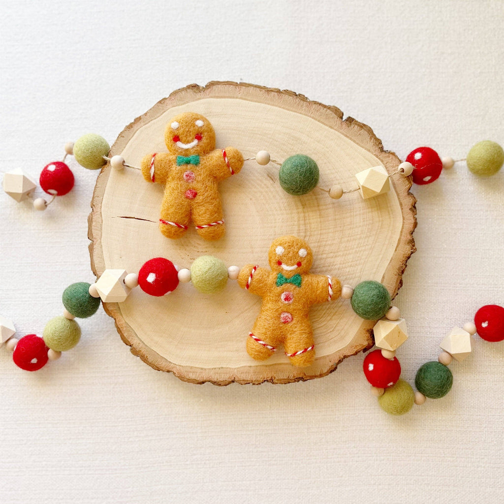 Oh What Fun, Garland Kit
