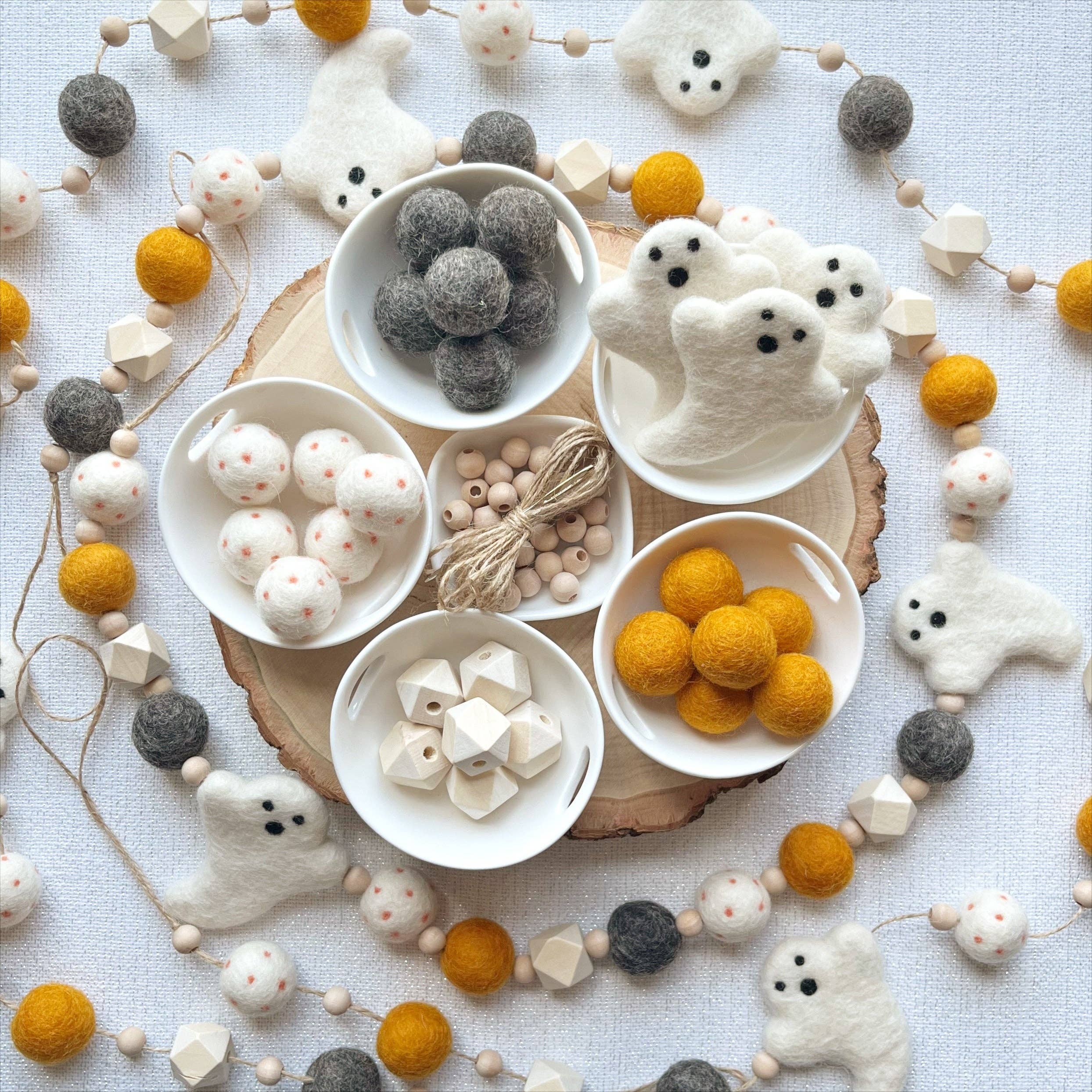 Hey Boo, Garland Kit