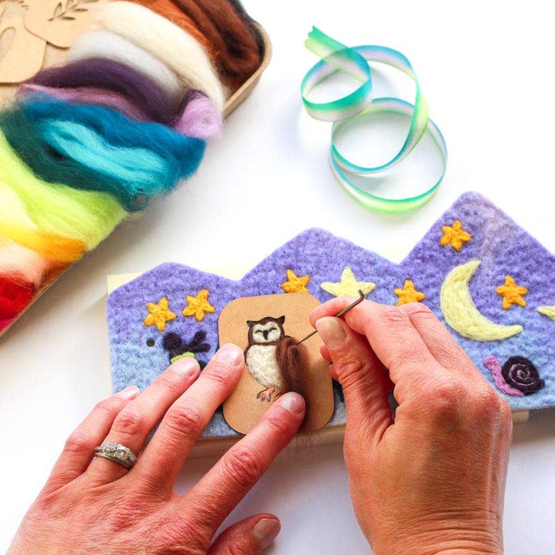 Personalizable Wool Crown Felting Kit in Purple Gradient