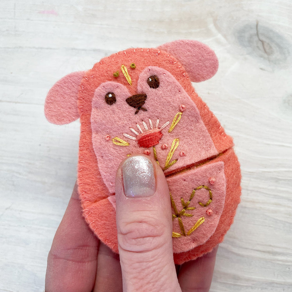 Nesting Pets felt pattern