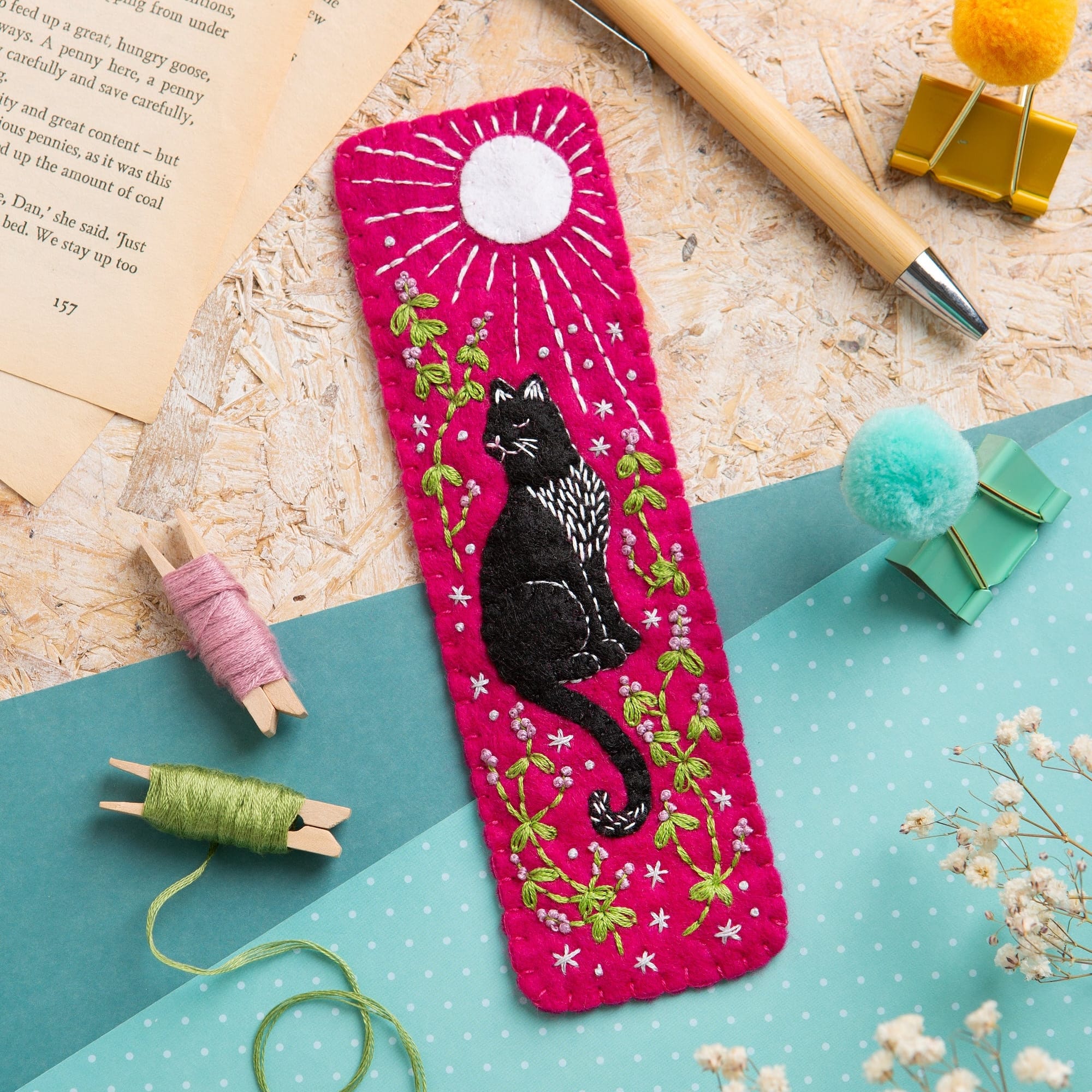 Black Cat Bookmark Felt Kit