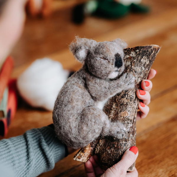 Dimensions 3.5 Koala Wool Roving Needle Felting Kit