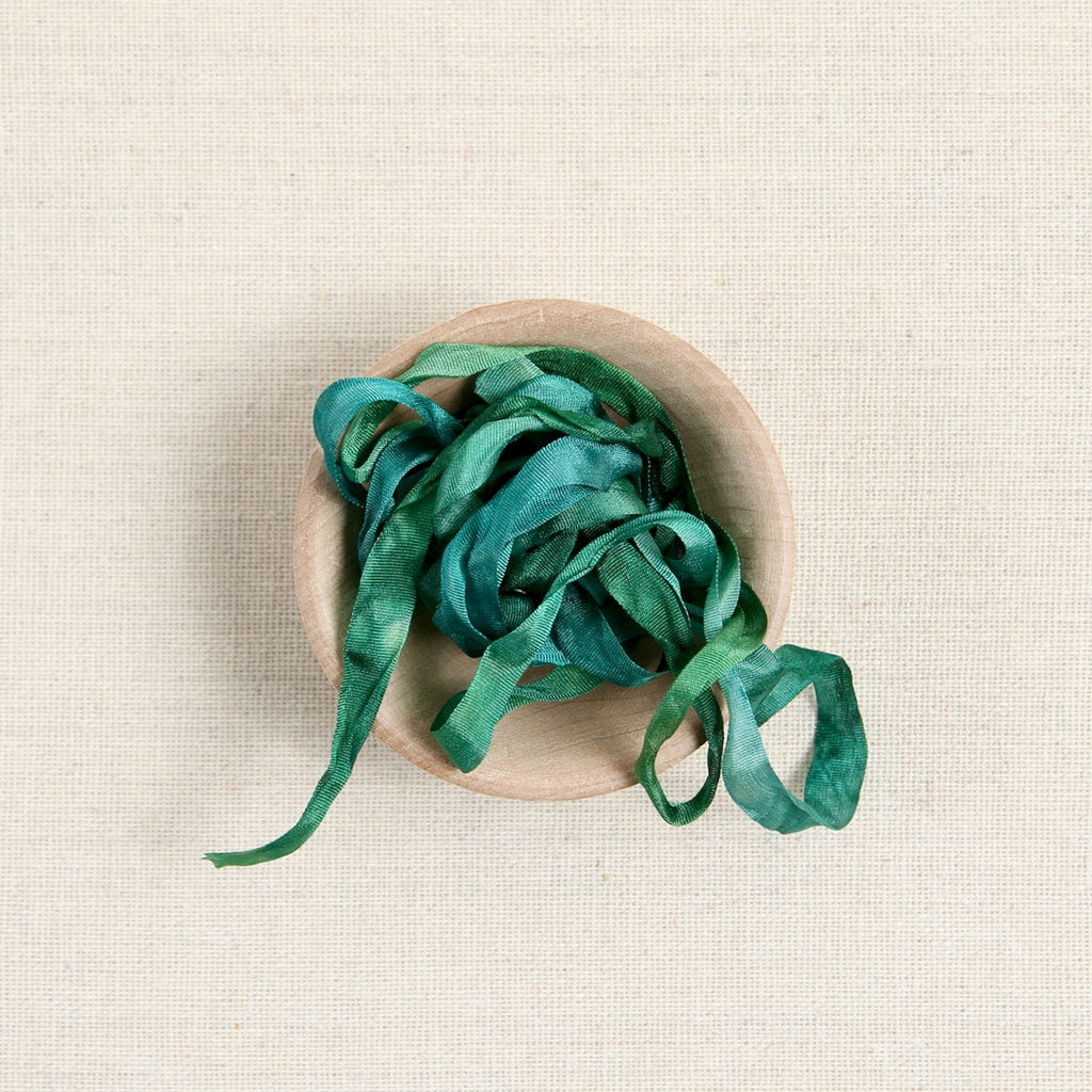 The ThreadGatherer Silk Ribbon, Evergreens 009