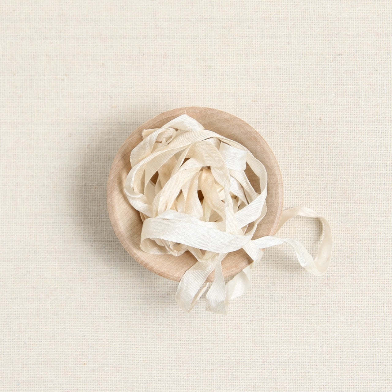 The ThreadGatherer Silk Ribbon, Old Lace 111