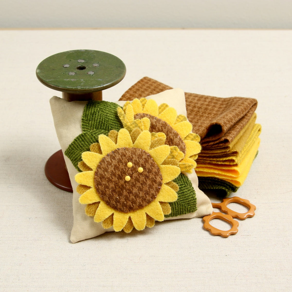 BZ Spray of Sunflowers, Deep Etch Die