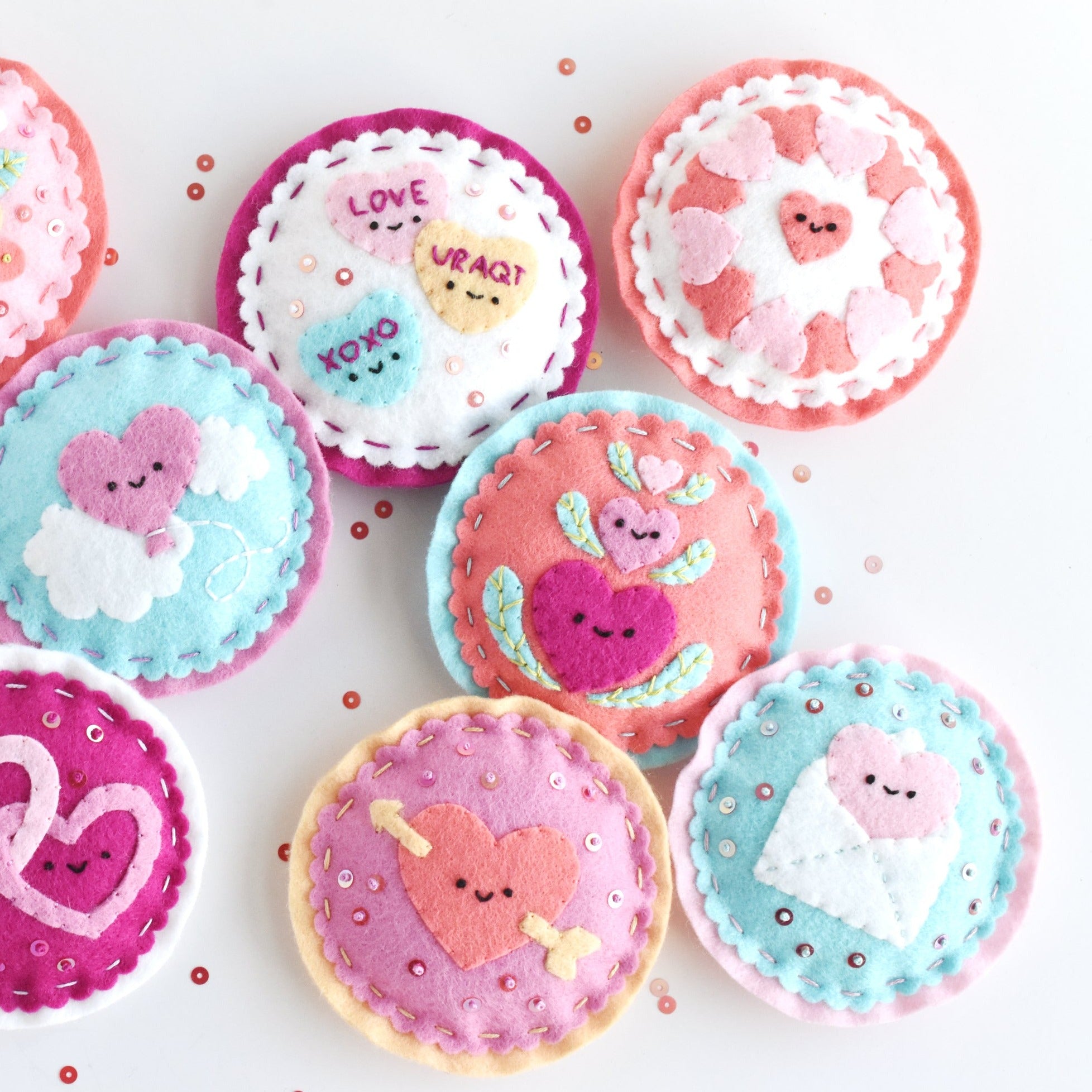 Hearts Day Felt Ornaments Pattern – Benzie Design