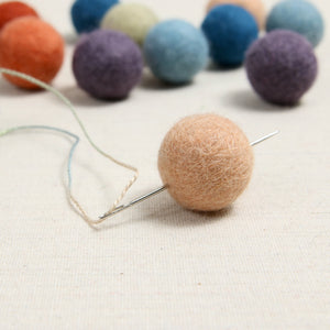 Pot of Gold Pom Palette // Felt Pom-poms // Multi Colored Felt Balls, DIY  Garland Kit, Rainbow Crafts, Wool Beads, Decor 