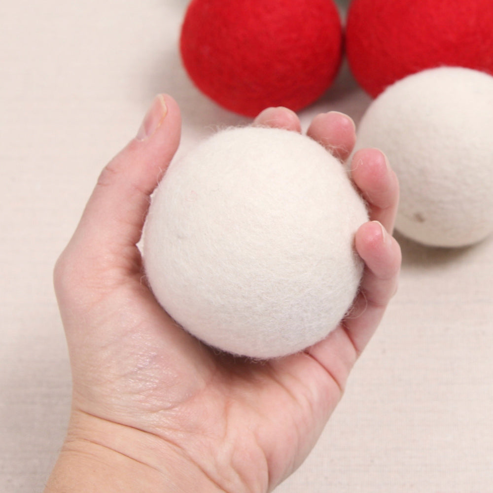 Styrofoam Balls – Benzie Design