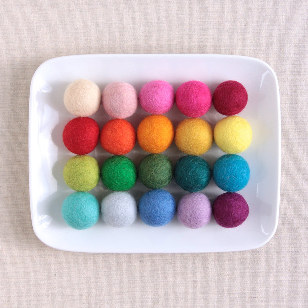 Sweetheart Felt Balls