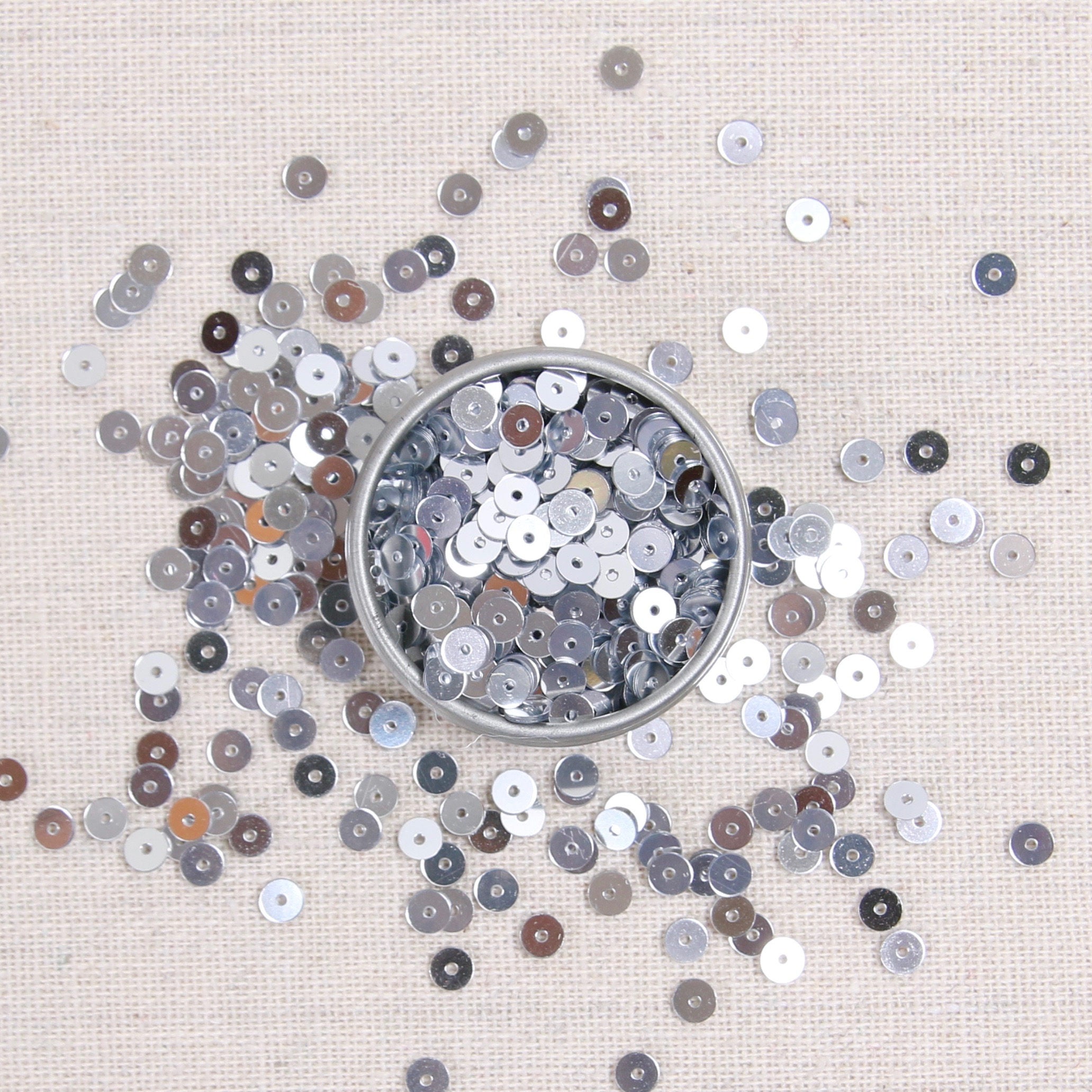 silver metallic sequins, silver sequins