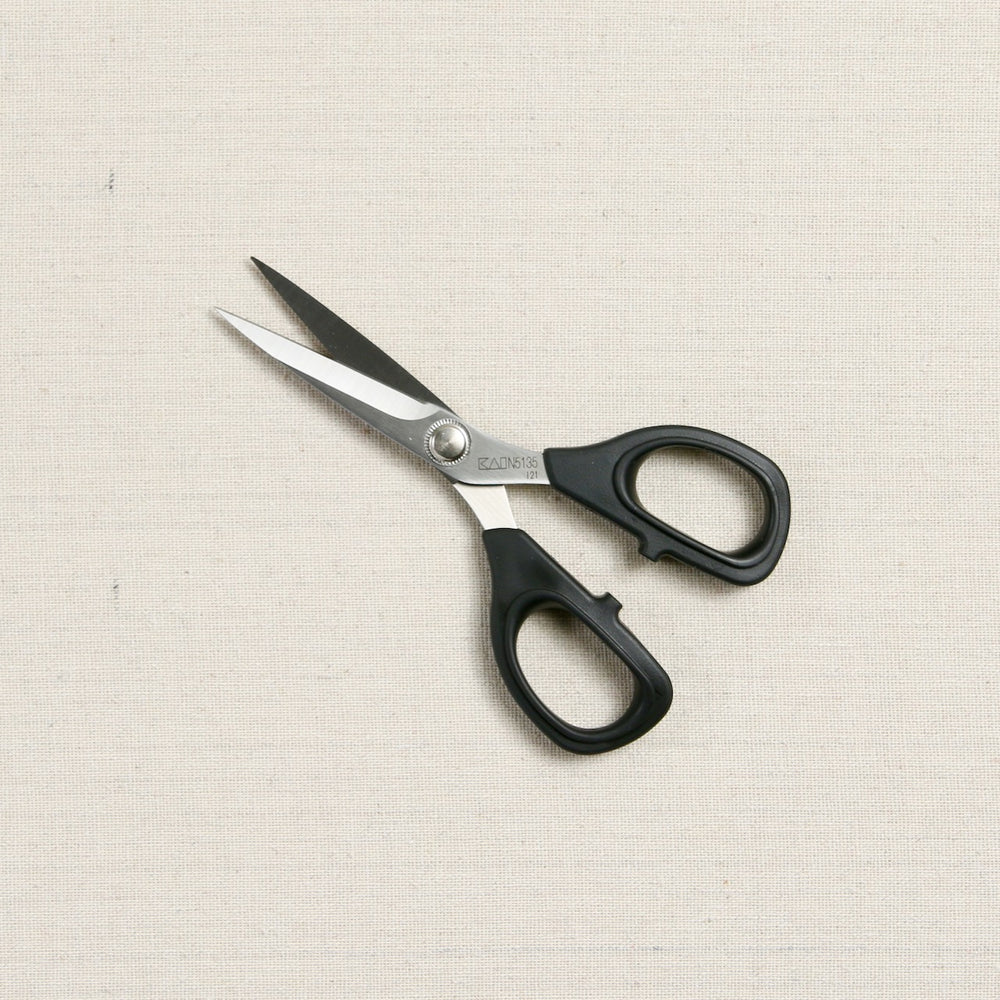 Kai Scissors, Bent Handled with slightly Blunted Tips — Eye of the Beholder