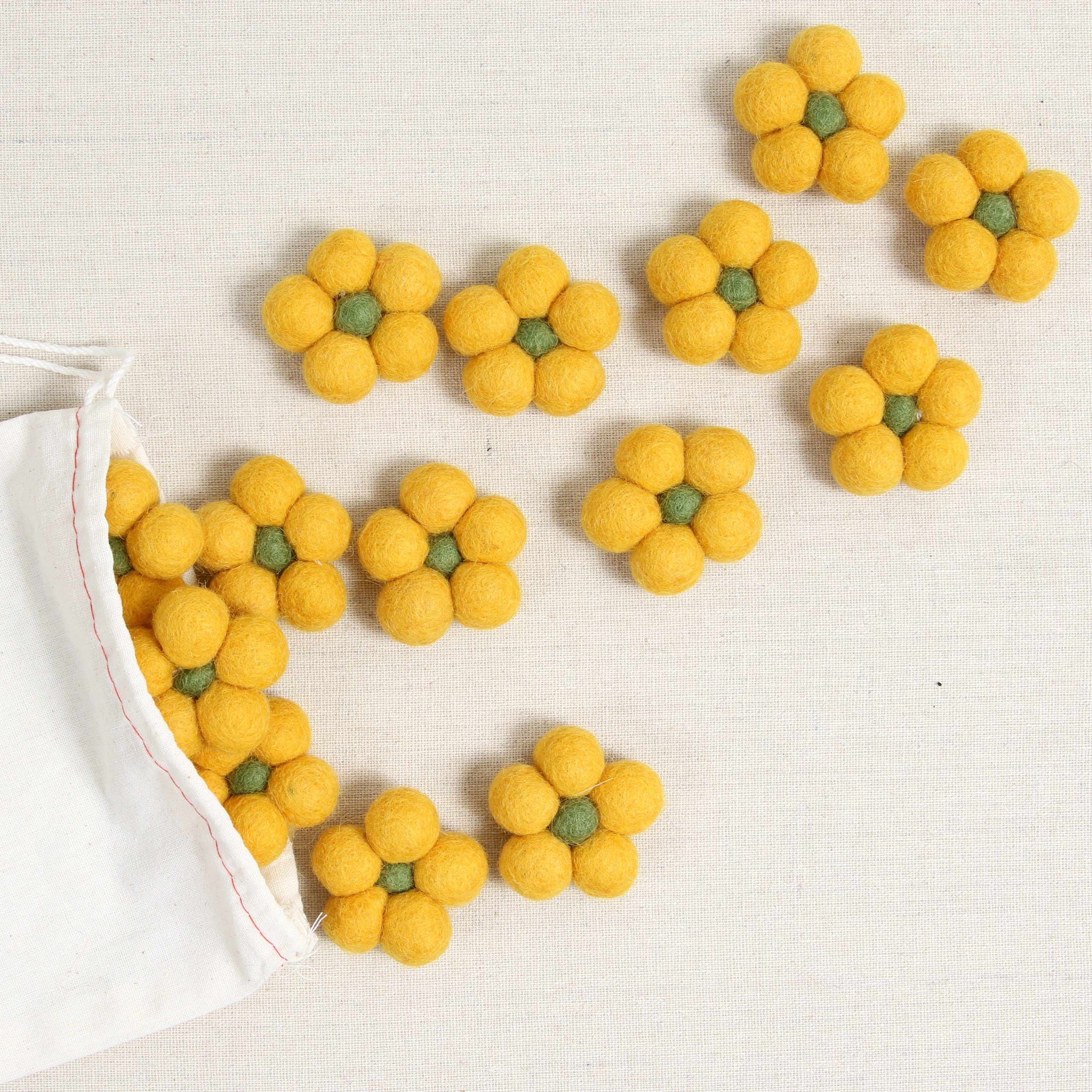 Felt Daisy Flower, Ochre Yellow