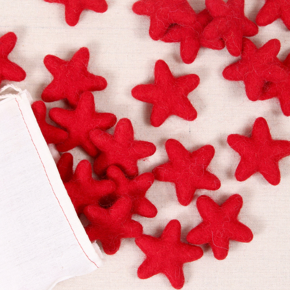 Felt Stars in Red – Benzie Design