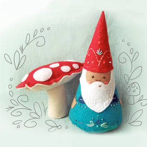 Gnome + Santa Doll Felt Pattern