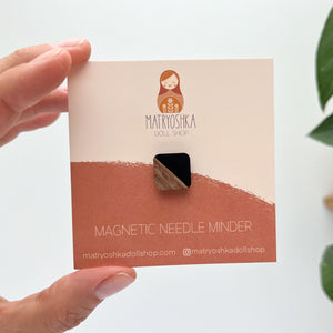 Square Needle Minders
